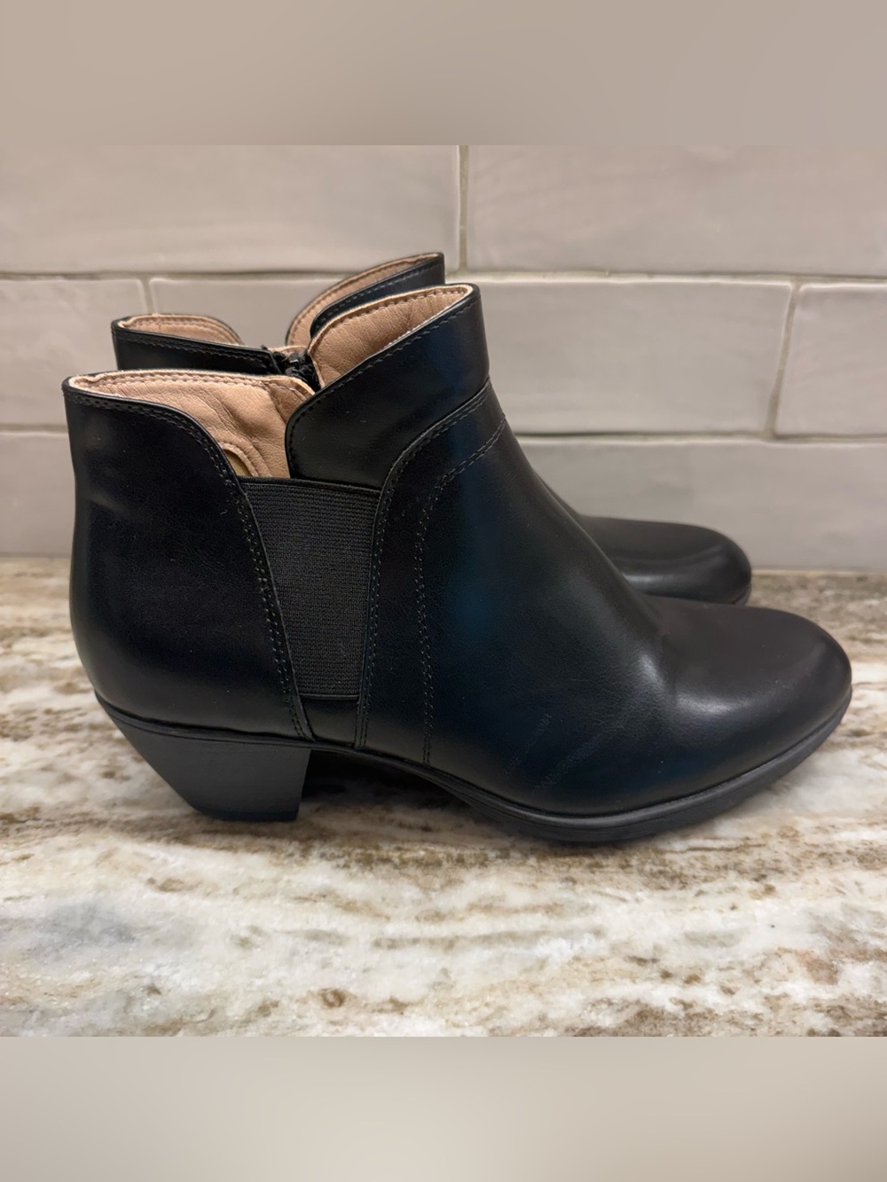 Kim Rogers Women's Black Ankle Boot Size 10 Medium w/Ultra Comfort Technology